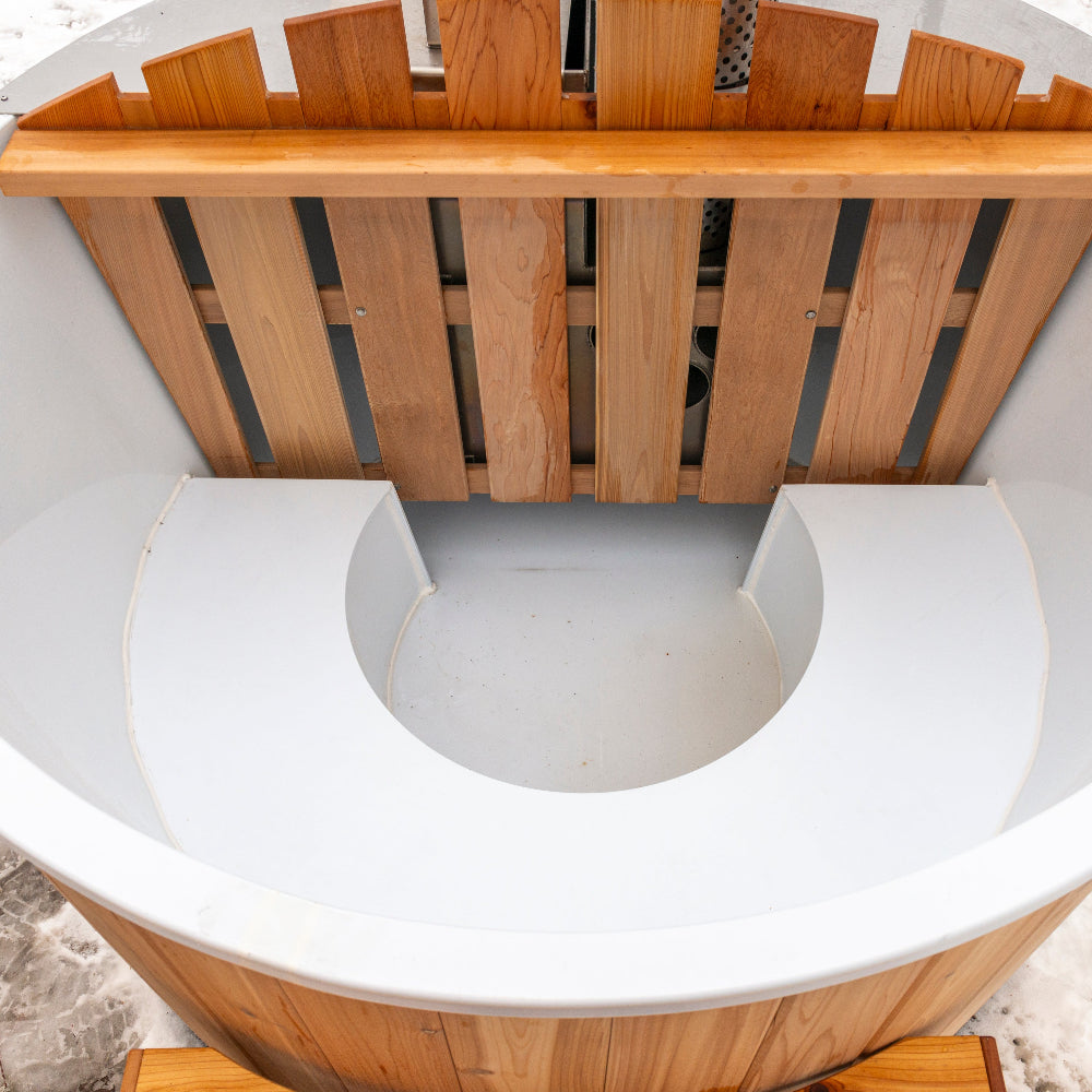 The Evolution 5' Cedar Hot Tub, 3 Person